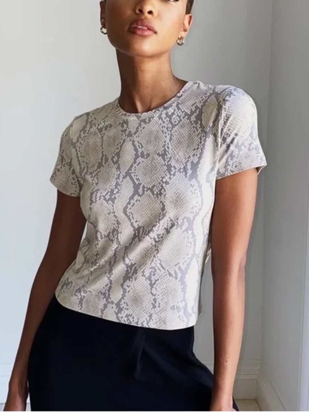 Babaton Neutral Snake-Print Short Sleeve Tee